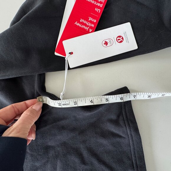 NWT lululemon Team Canada All Yours Cropped Hoodie *COC Logo Sz 8 - Picture 6 of 6